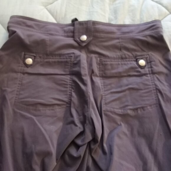 Lucy Capri Pants - Picture 4 of 5